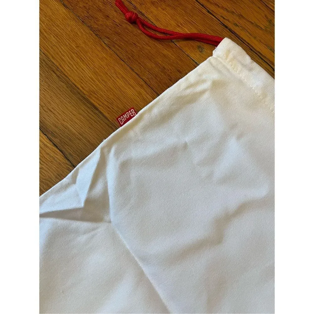 CAMPER DUST BAG - Picture 2 of 10